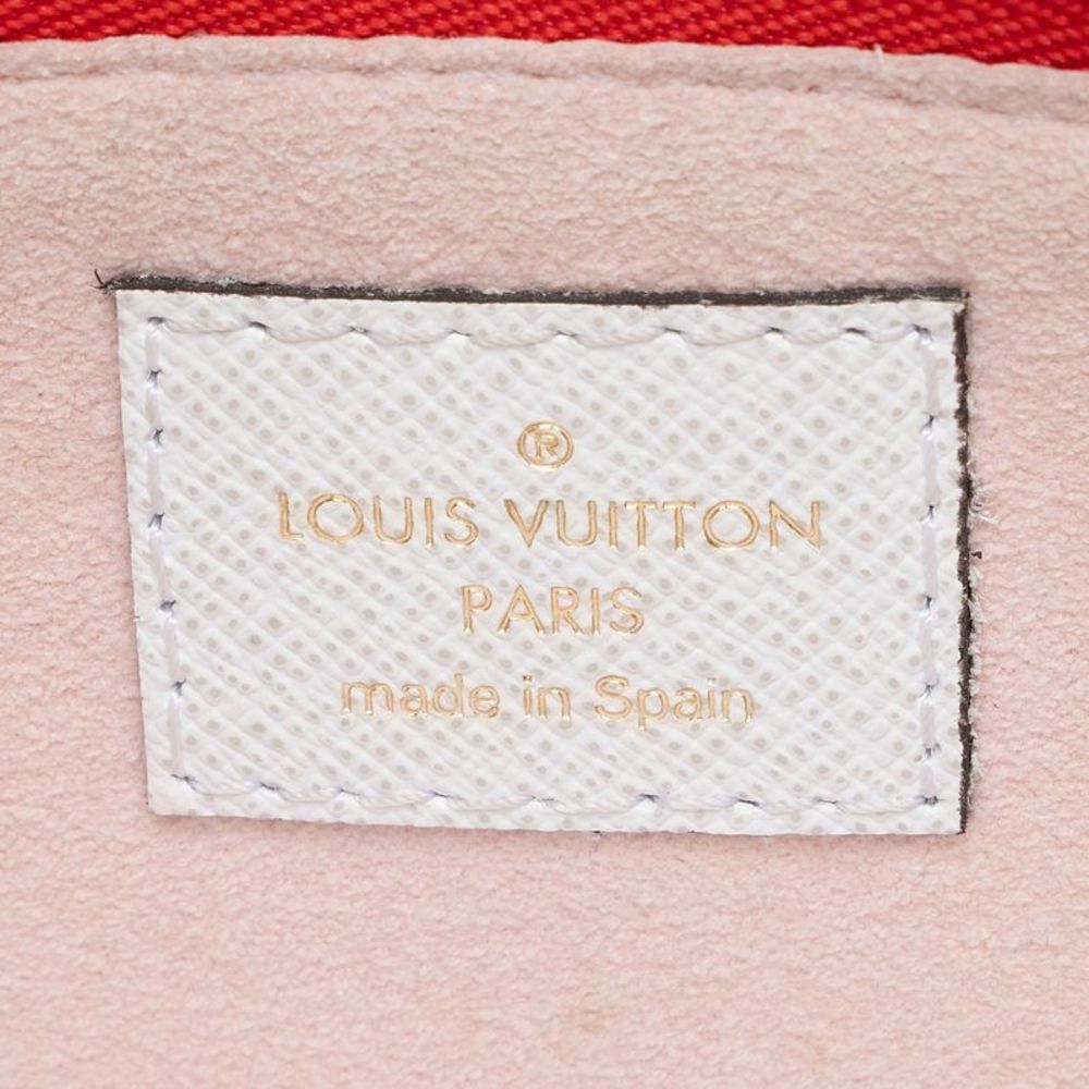 Louis Vuitton Giant Monogram Canvas Double Zip Pochette - Picture 9 of 15